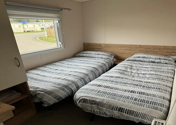 Captivating 3-Bed Caravan Seton Sands
